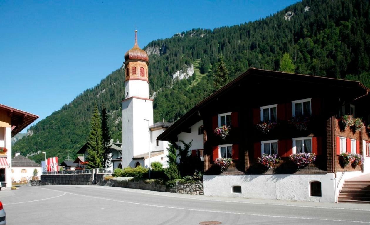Haus Bazigg Klösterle Exterior foto